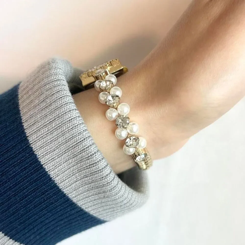 Source Unknown gold tone